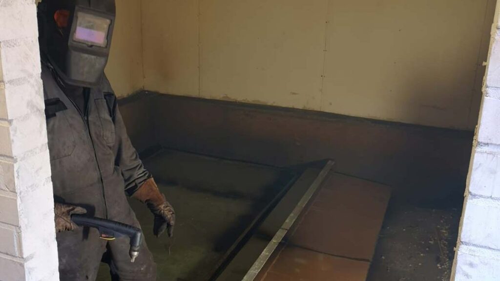 Työ dokumentoidaan viranomaisia varten
